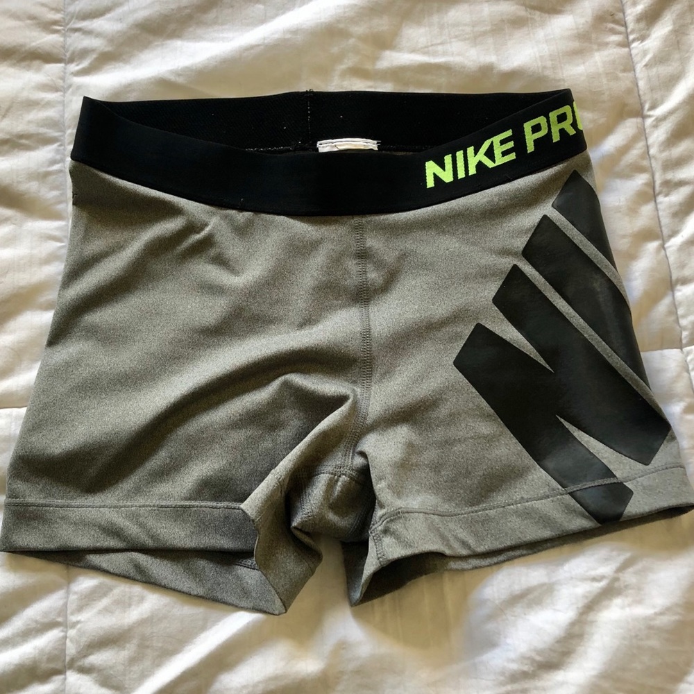 Nike Pro 3" Core Compression Logo Women's Shorts